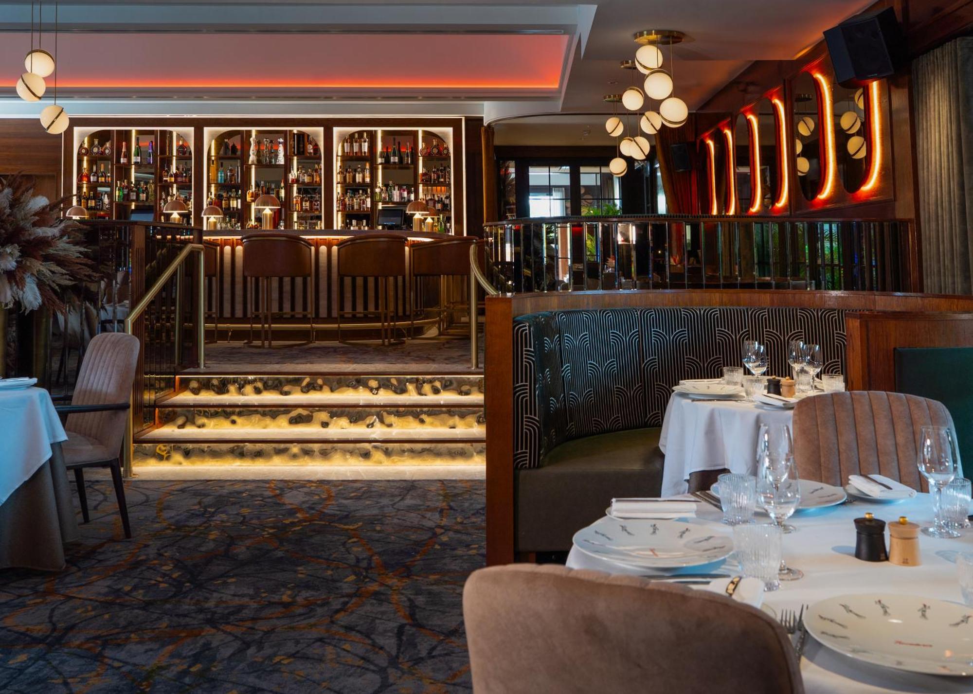 Crossbasket Castle Hotel & Restaurant High Blantyre المظهر الخارجي الصورة