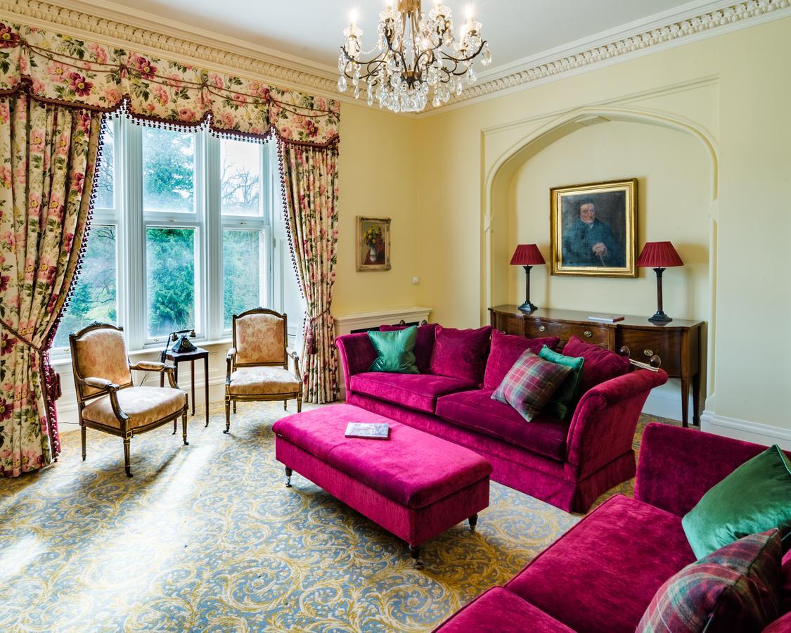 Crossbasket Castle Hotel & Restaurant High Blantyre المظهر الخارجي الصورة